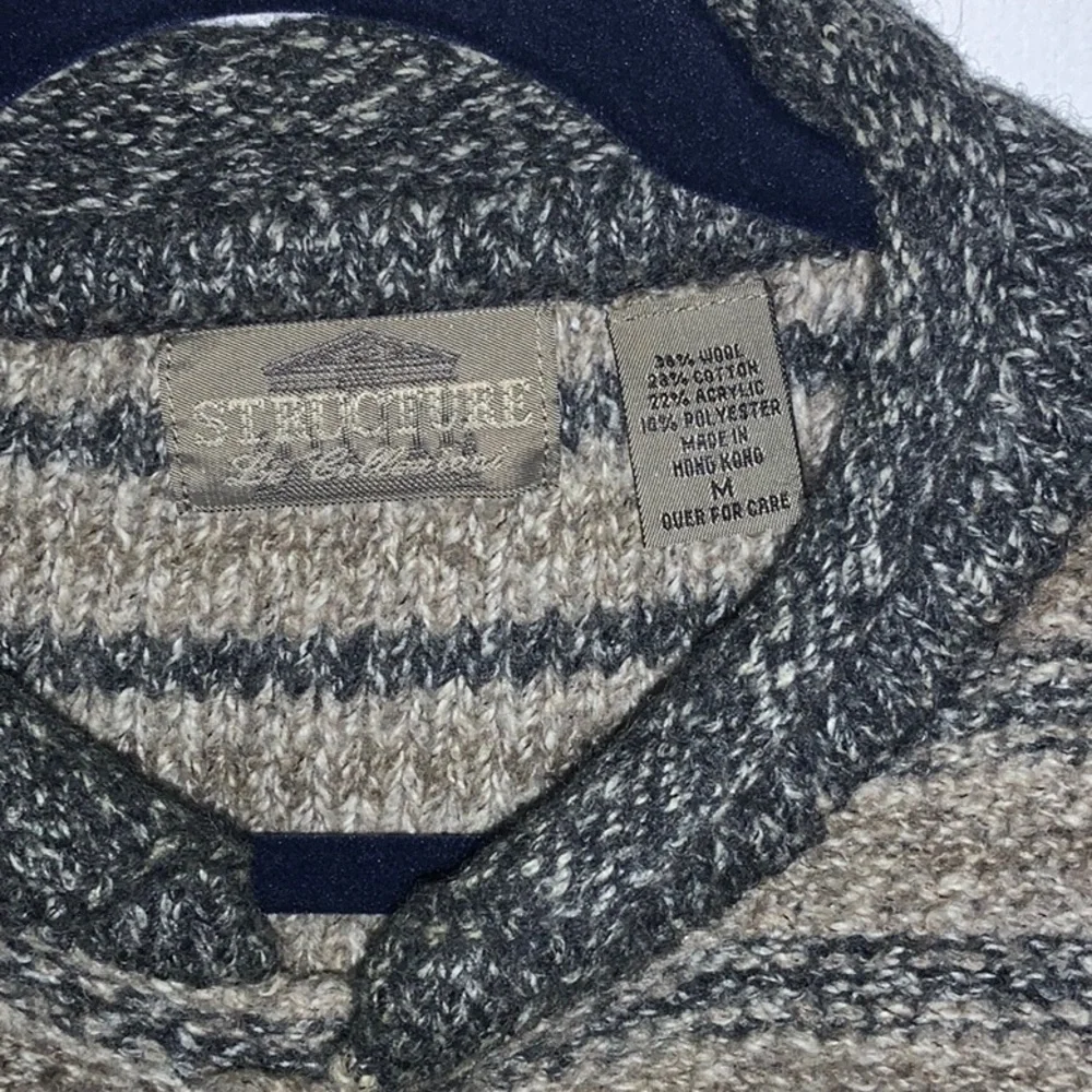 Structure Men’s Beige Striped Sweater Medium